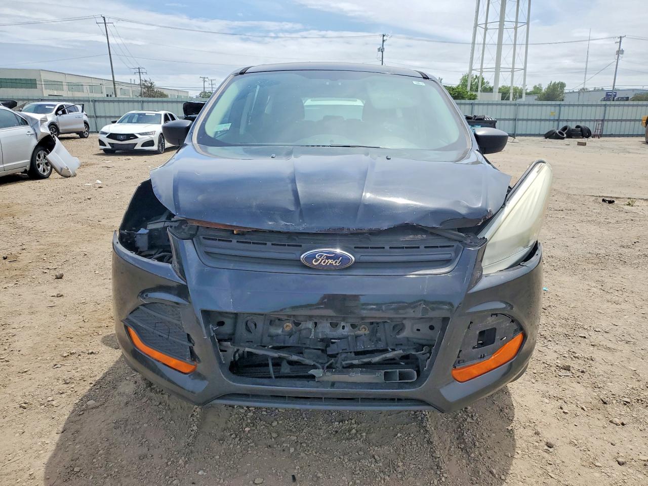 Ford Escape S