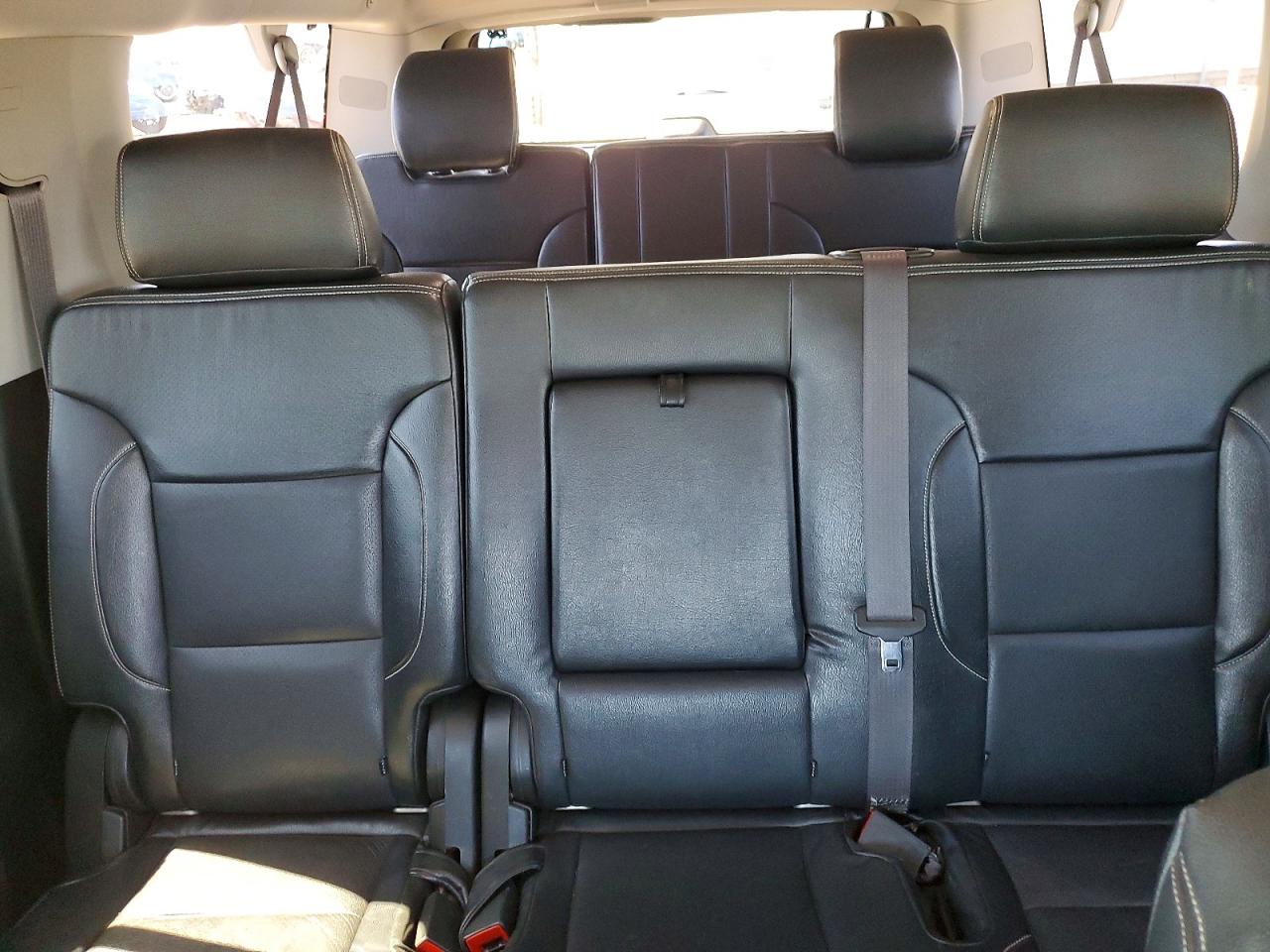 Chevrolet Suburban C1500 Ls