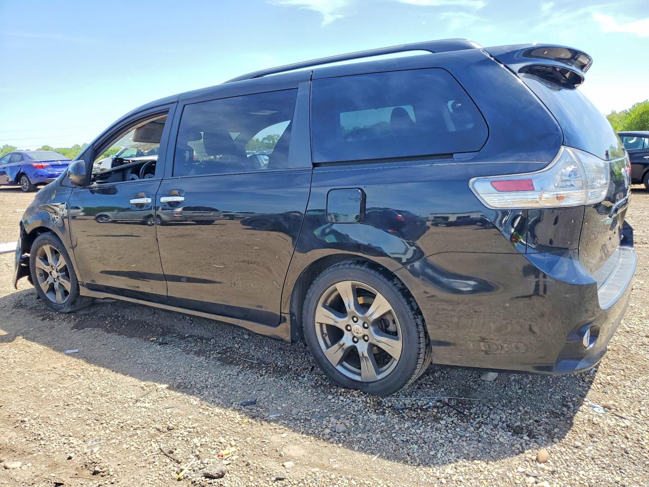 Toyota Sienna Sport
