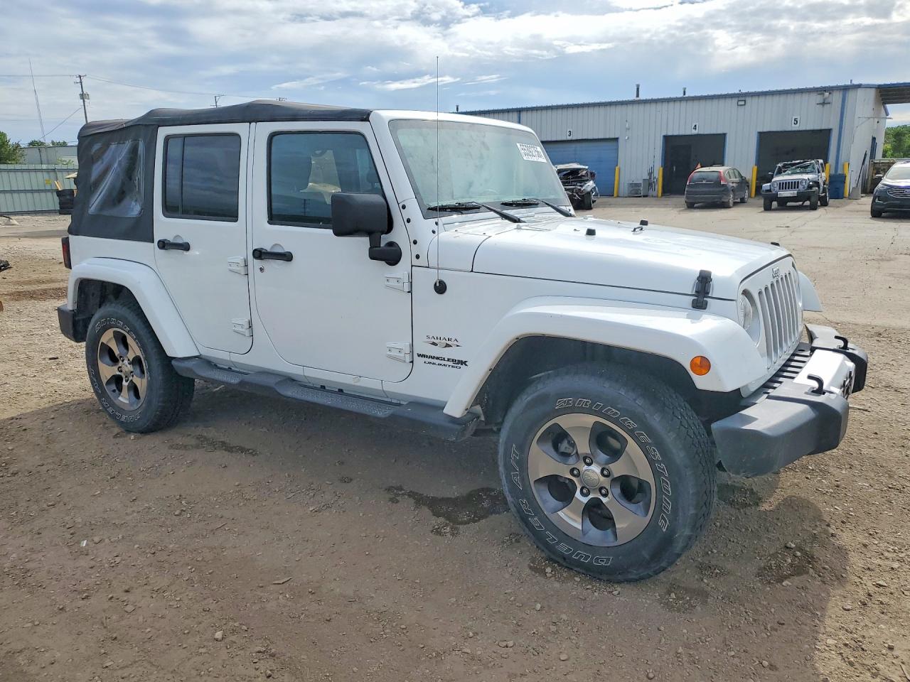Jeep Wrangler Sahara
