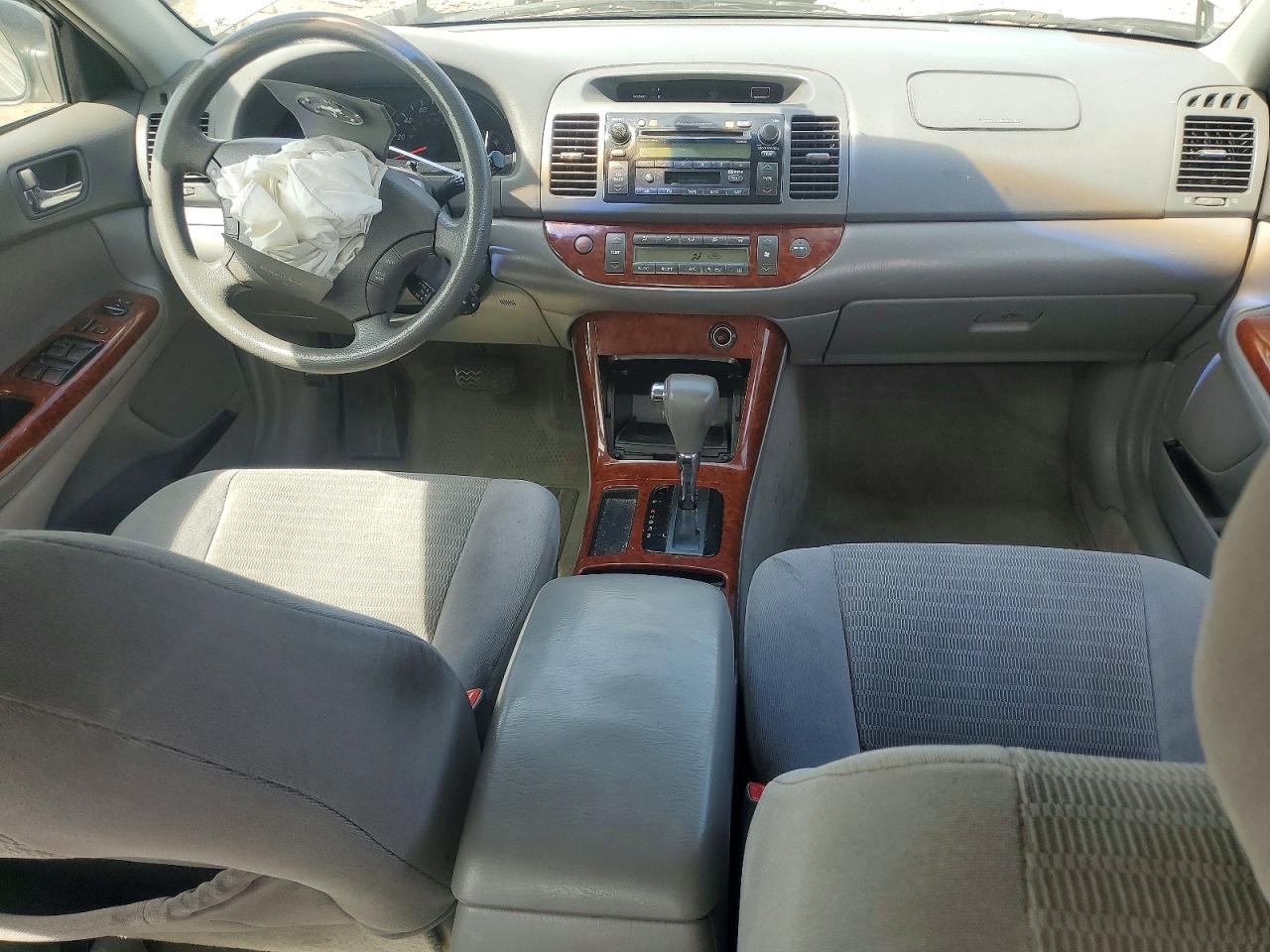 Toyota Camry Xle