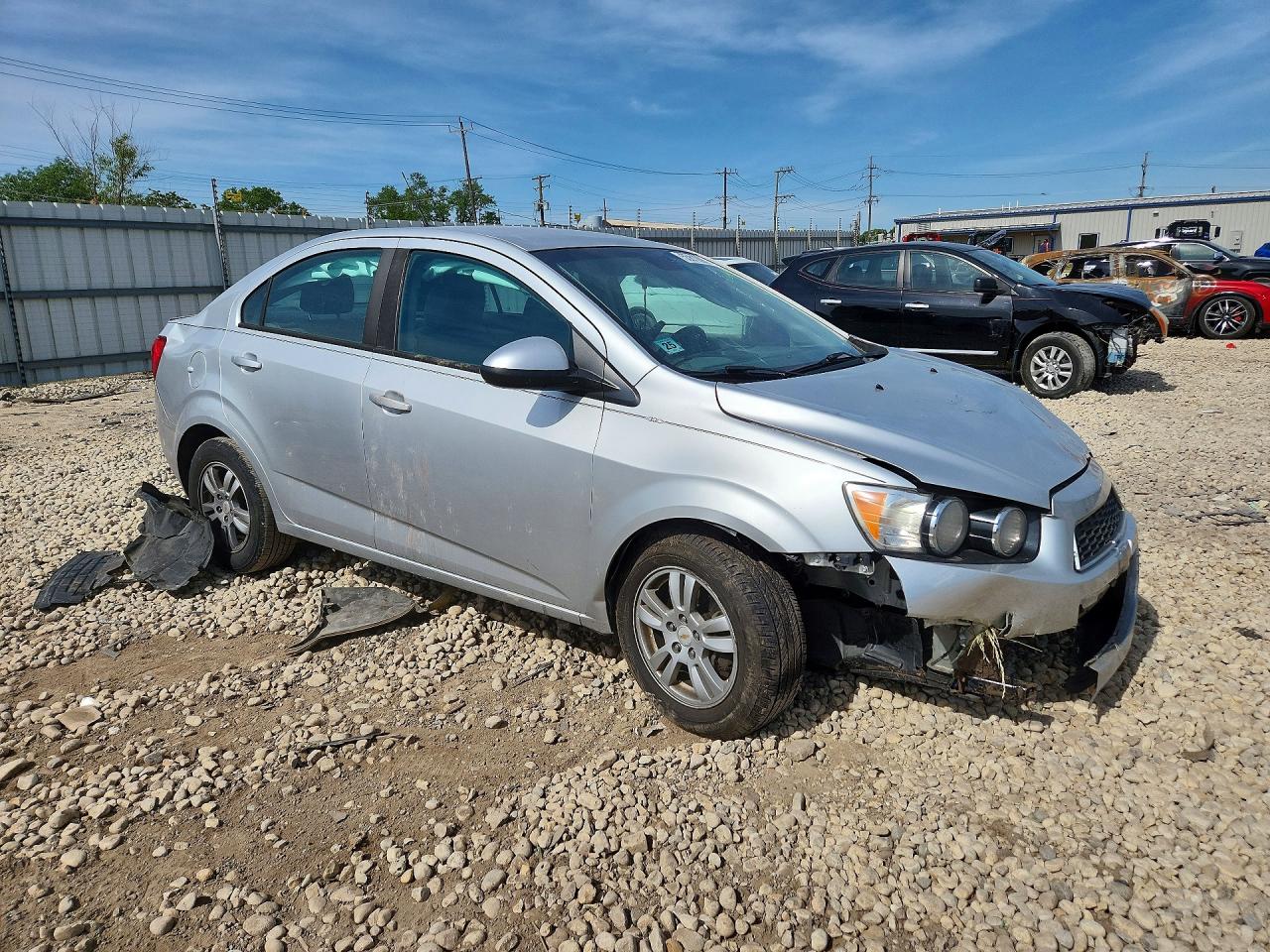 Chevrolet Sonic Ls