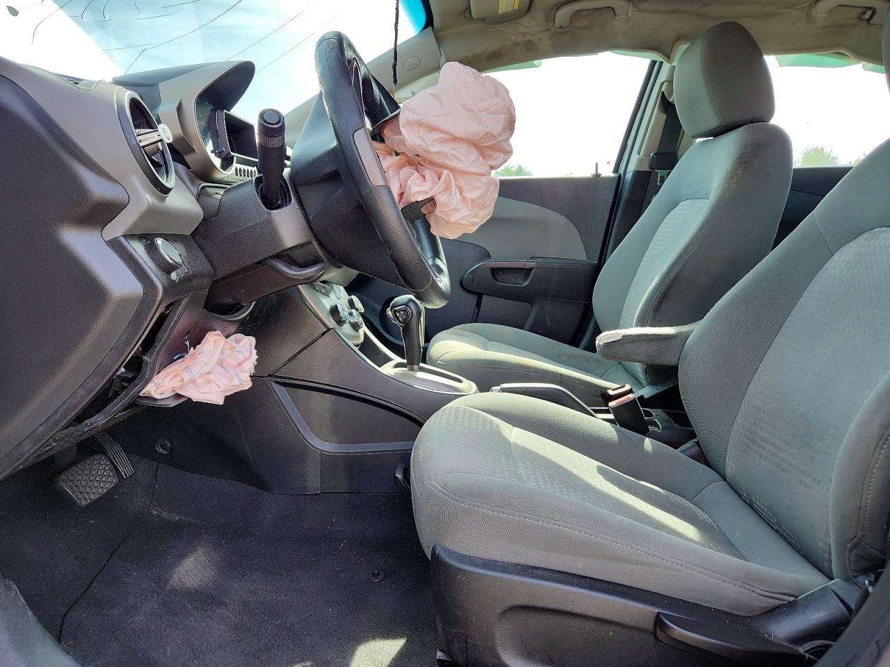 Chevrolet Sonic Ls