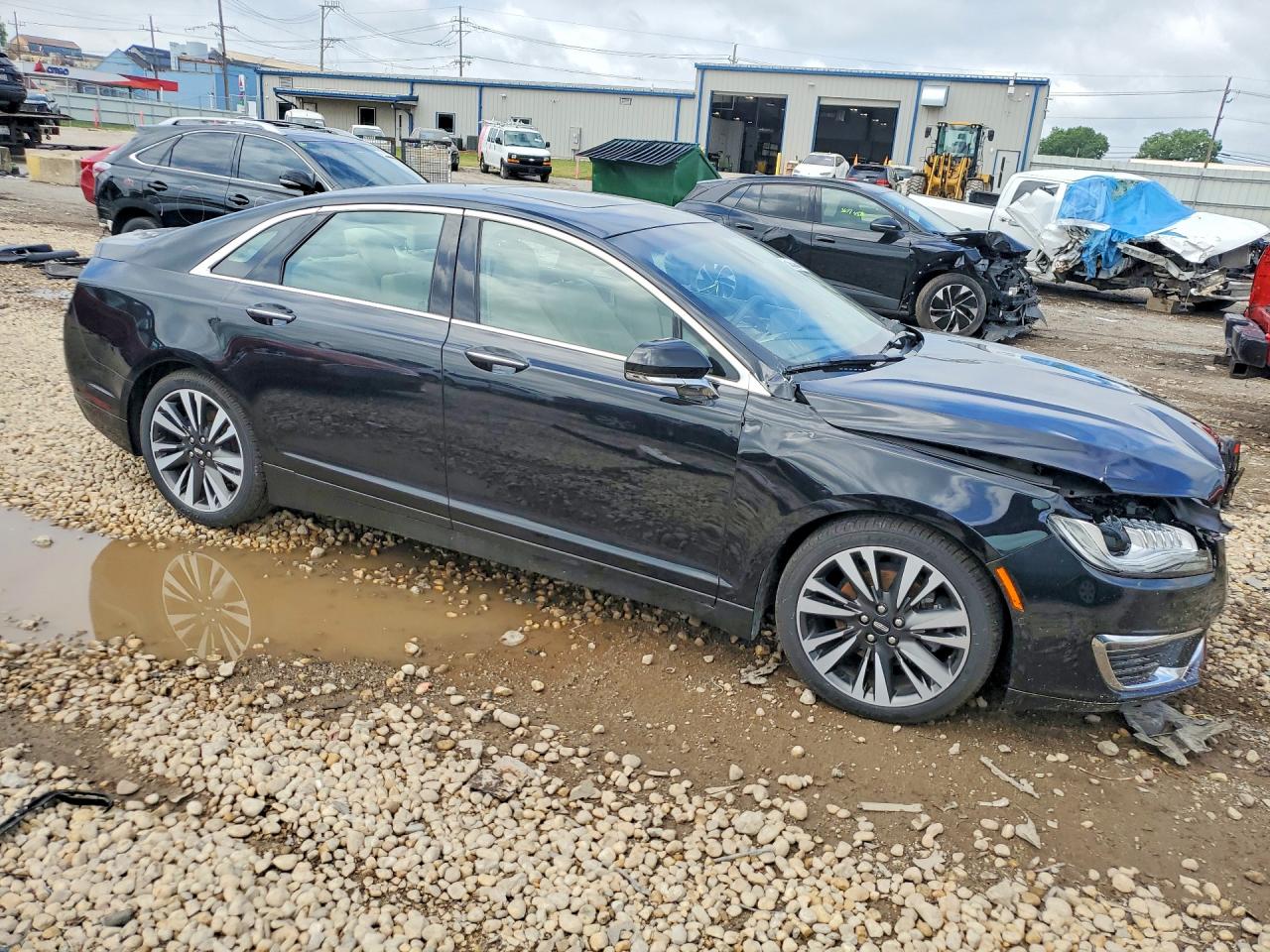 Lincoln MKZ Reserve