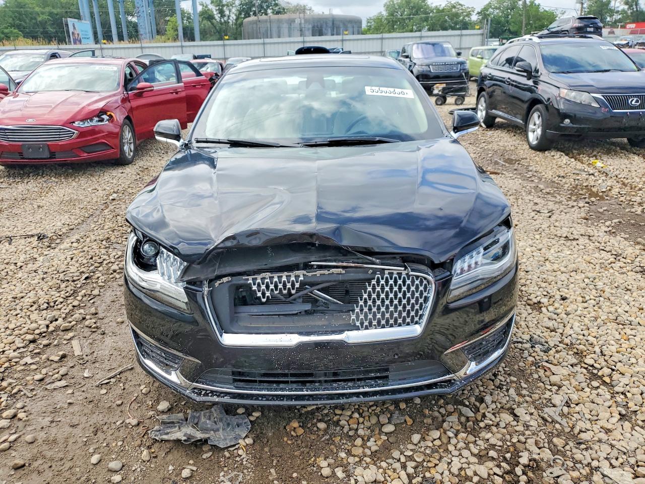 Lincoln MKZ Reserve