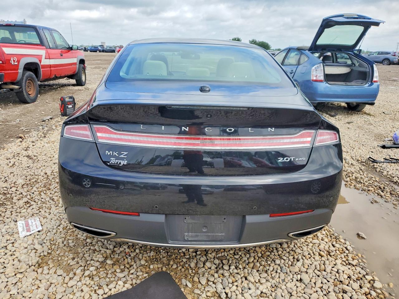 Lincoln MKZ Reserve