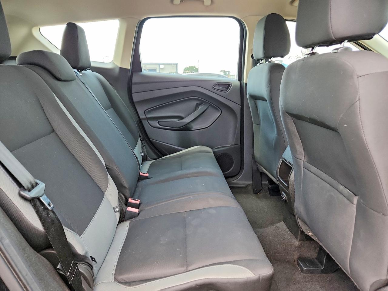 Ford Escape S
