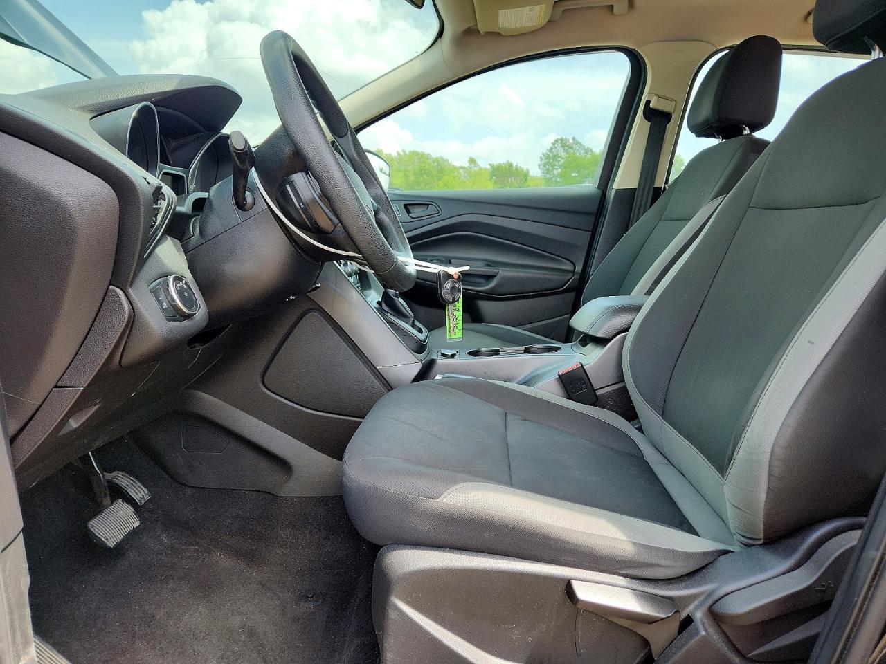 Ford Escape S