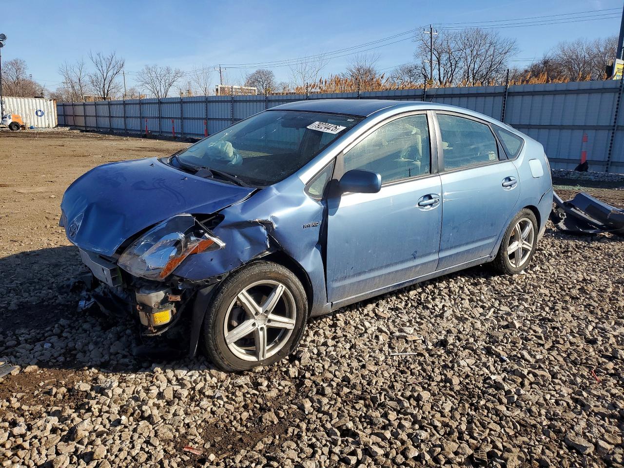 Salvage Toyota Prius Image