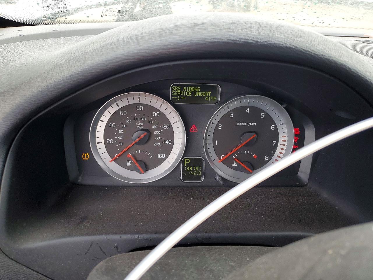 Volvo C70 T5