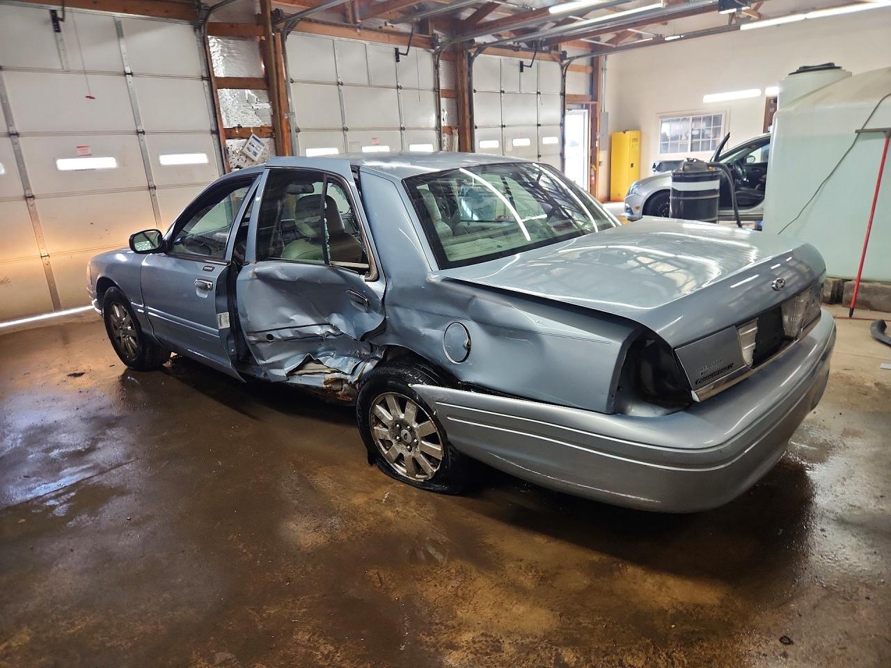 Ford Crown Vic Lx