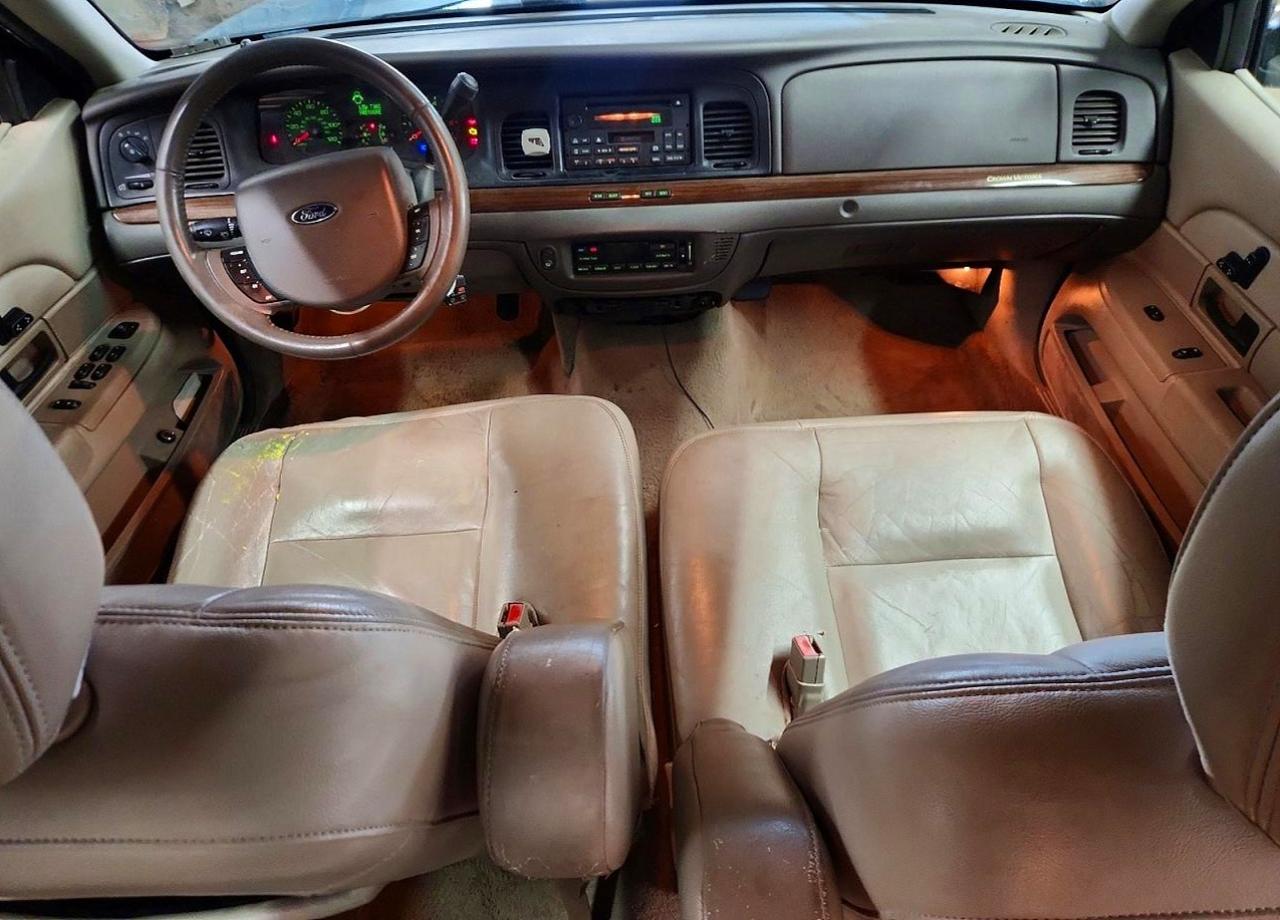 Ford Crown Vic Lx