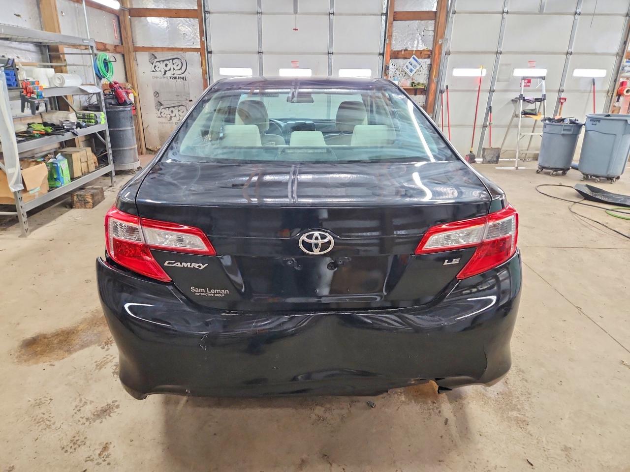 Toyota Camry Le