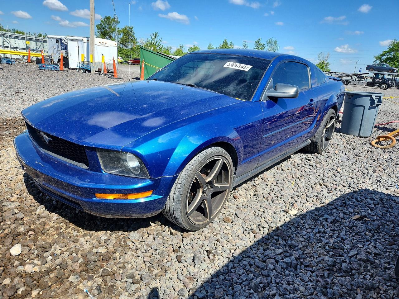 Salvage Ford Mustang Image