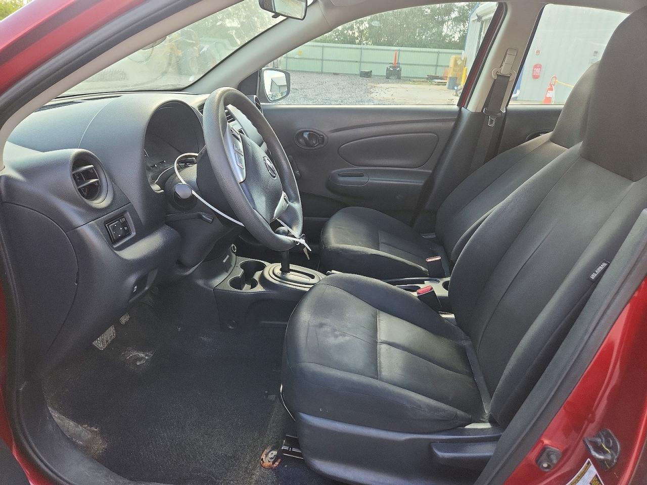 Nissan Versa 1.6 S Plus