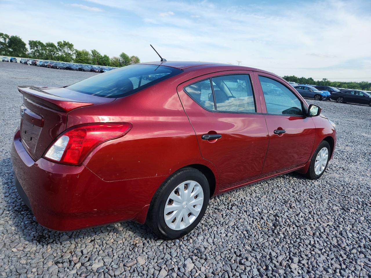 Nissan Versa 1.6 S Plus