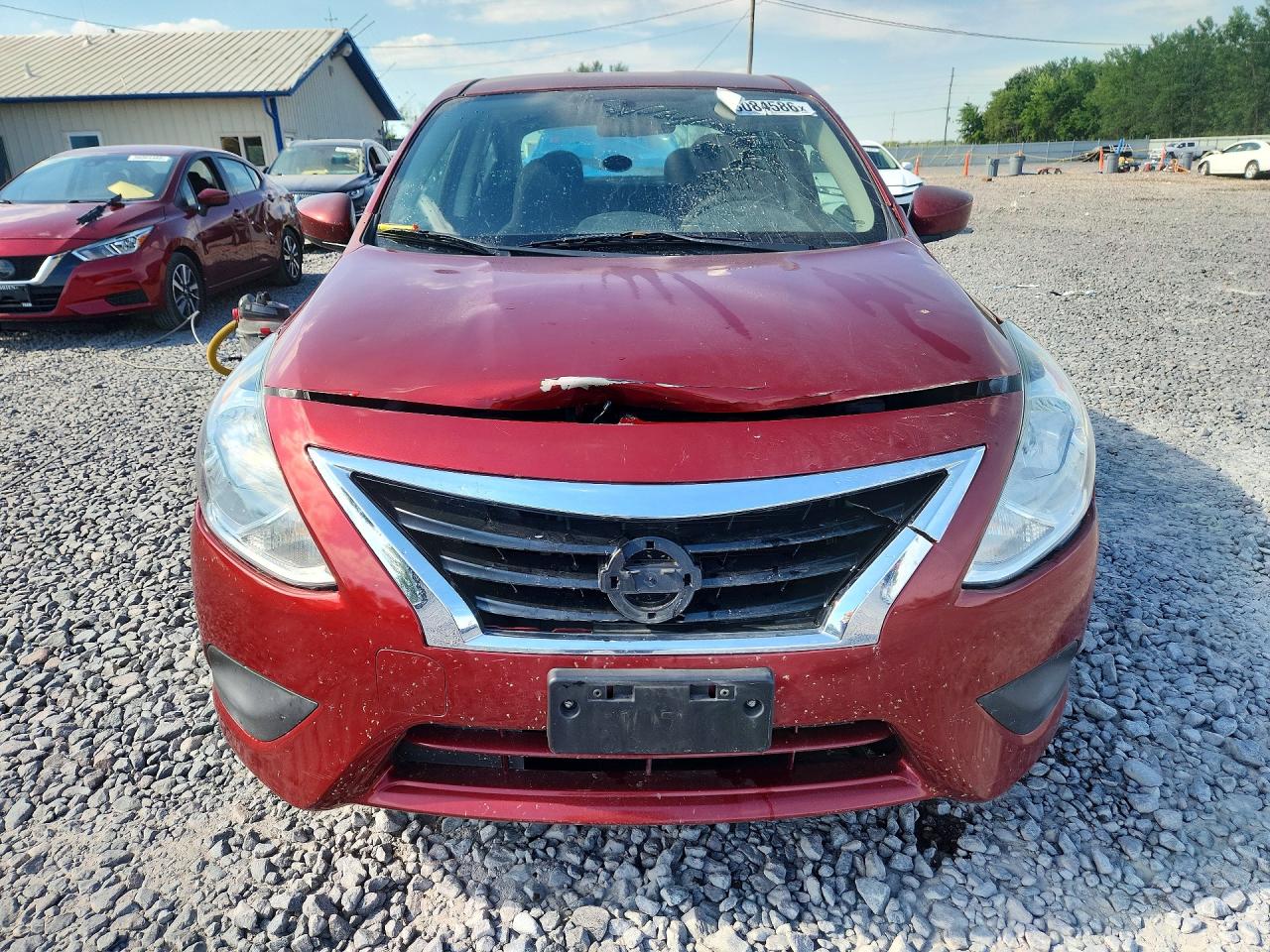 Nissan Versa 1.6 S Plus