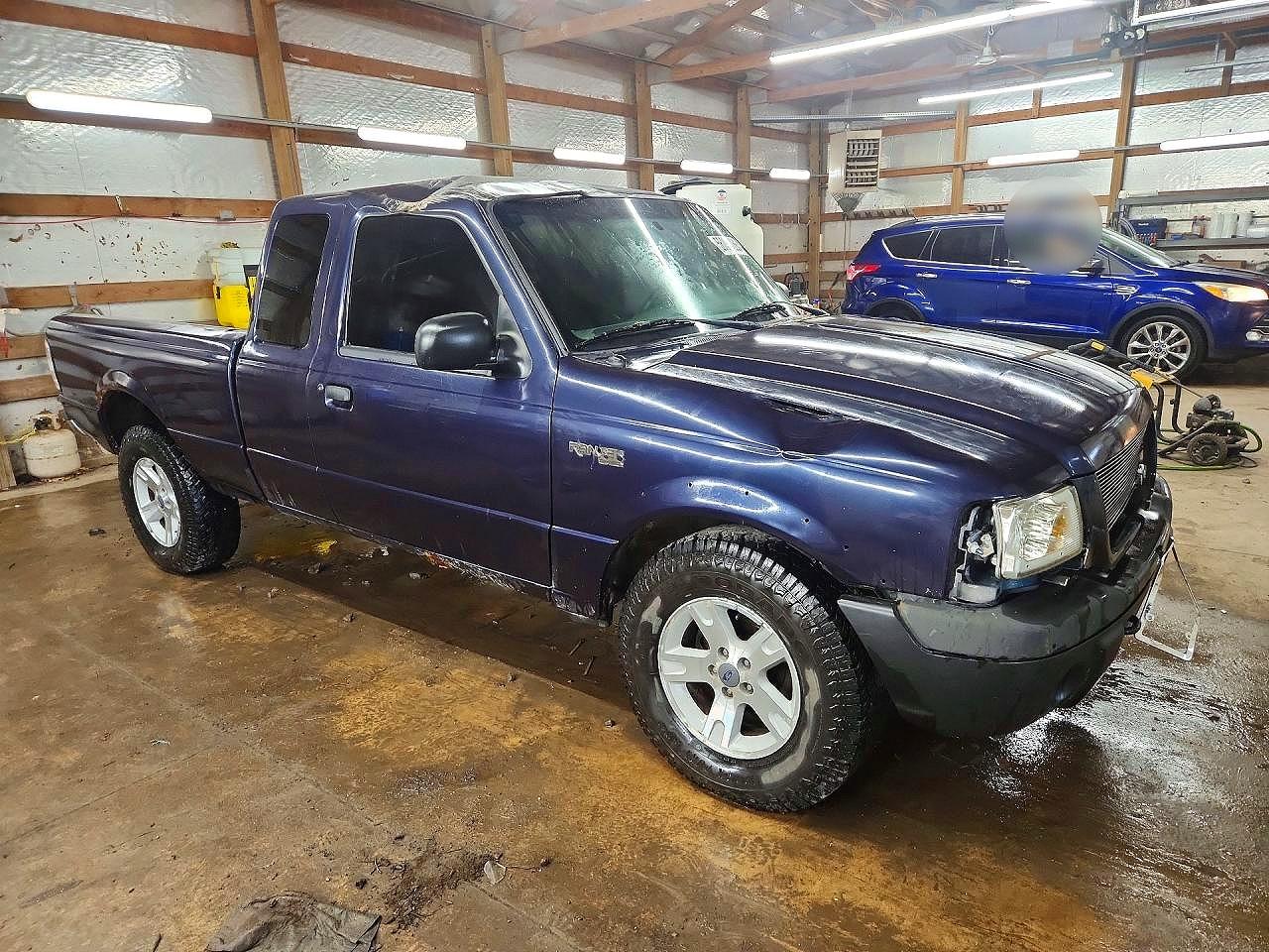 Ford Ranger Super Cab