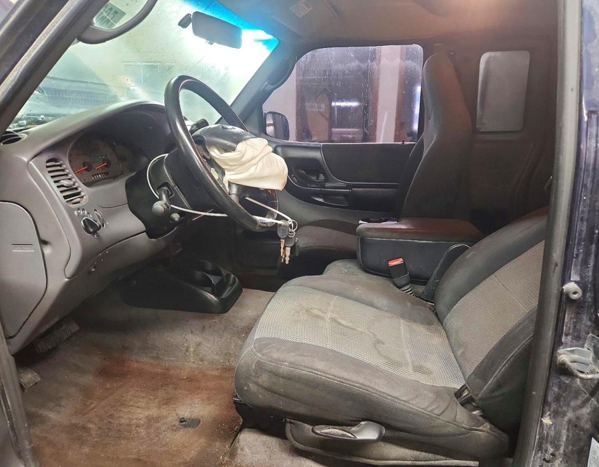 Ford Ranger Super Cab