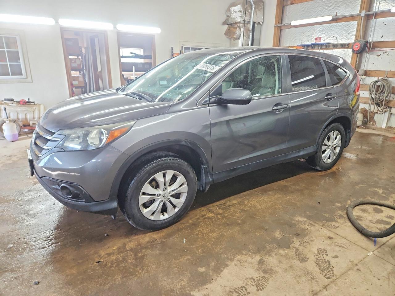 Salvage Honda Crv Image