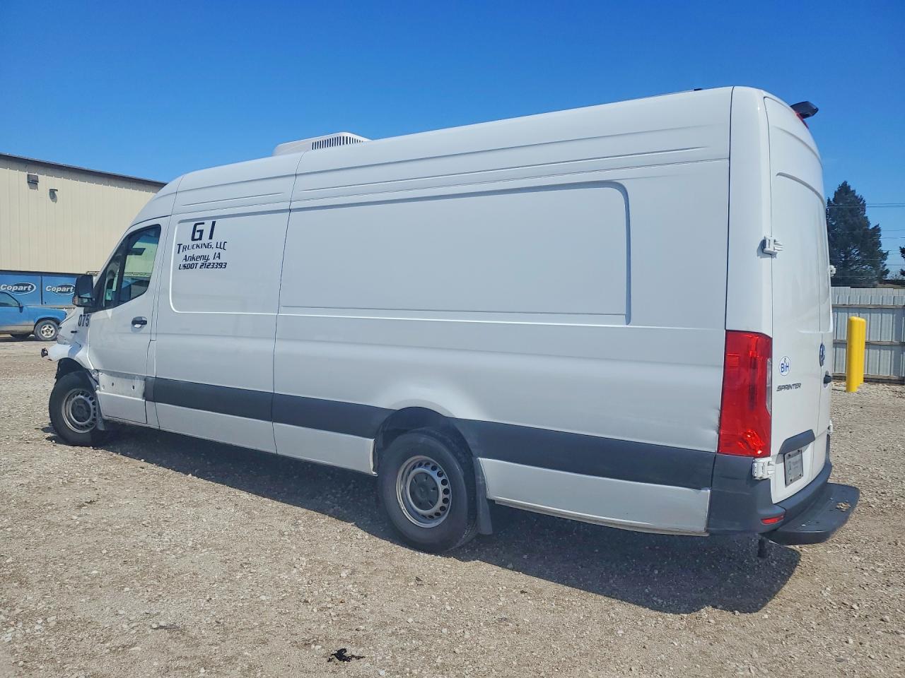 Mercedes-Benz Sprinter 2500