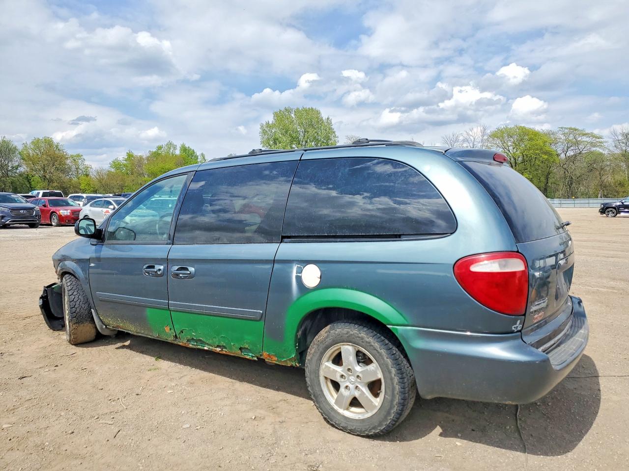 Dodge Caravan Sxt