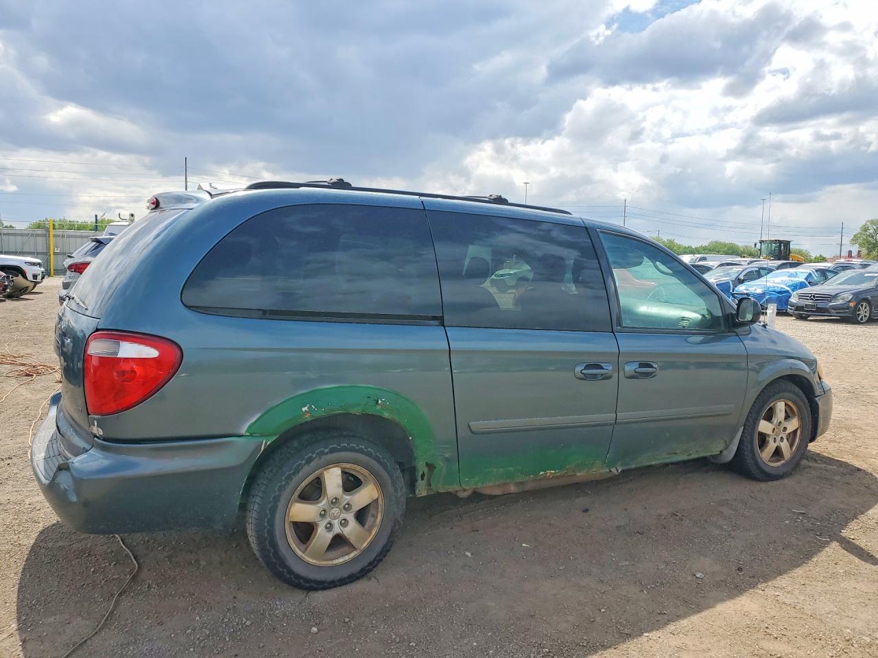 Dodge Caravan Sxt