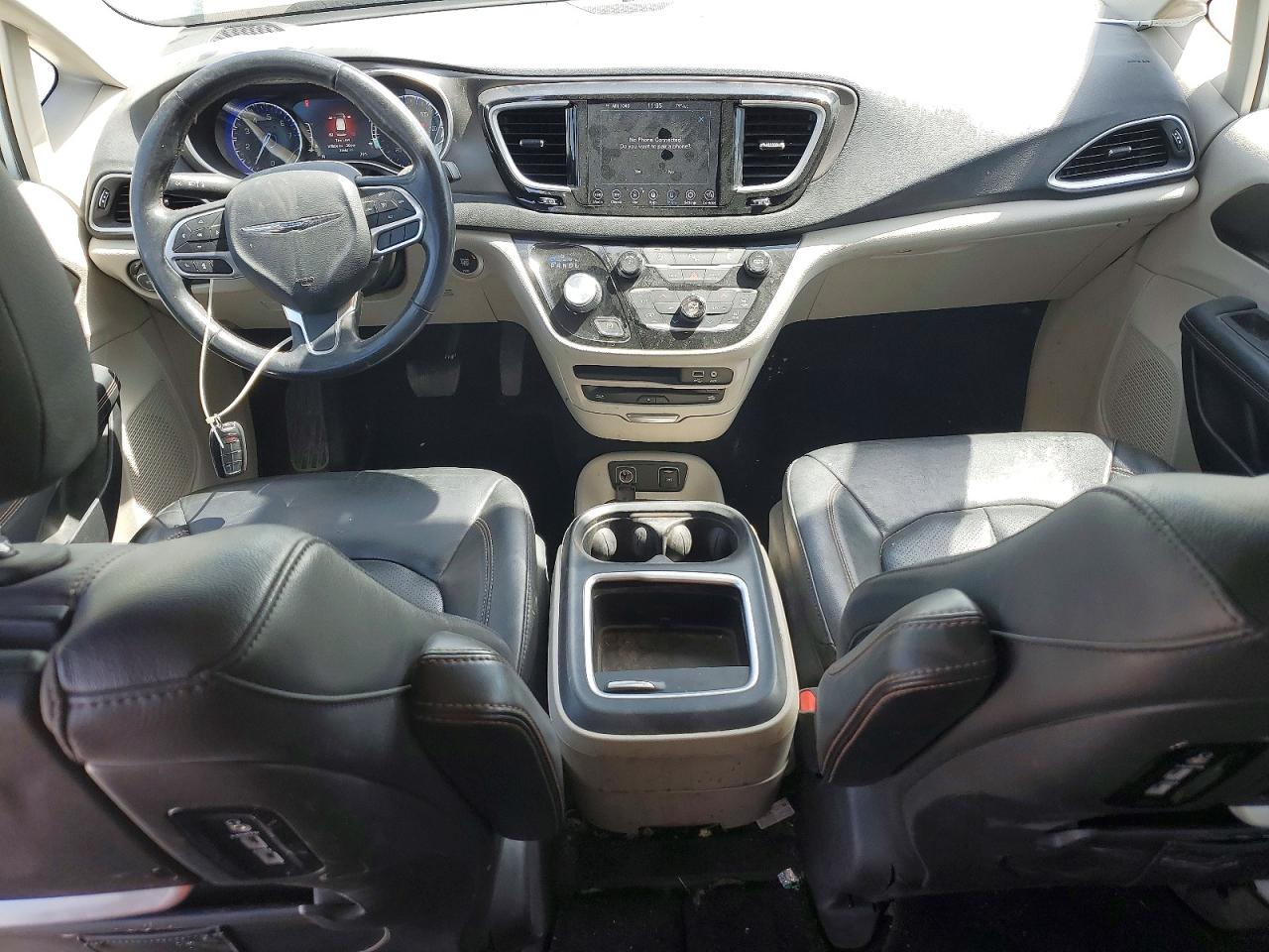 Chrysler Pacifica Touring L Plus