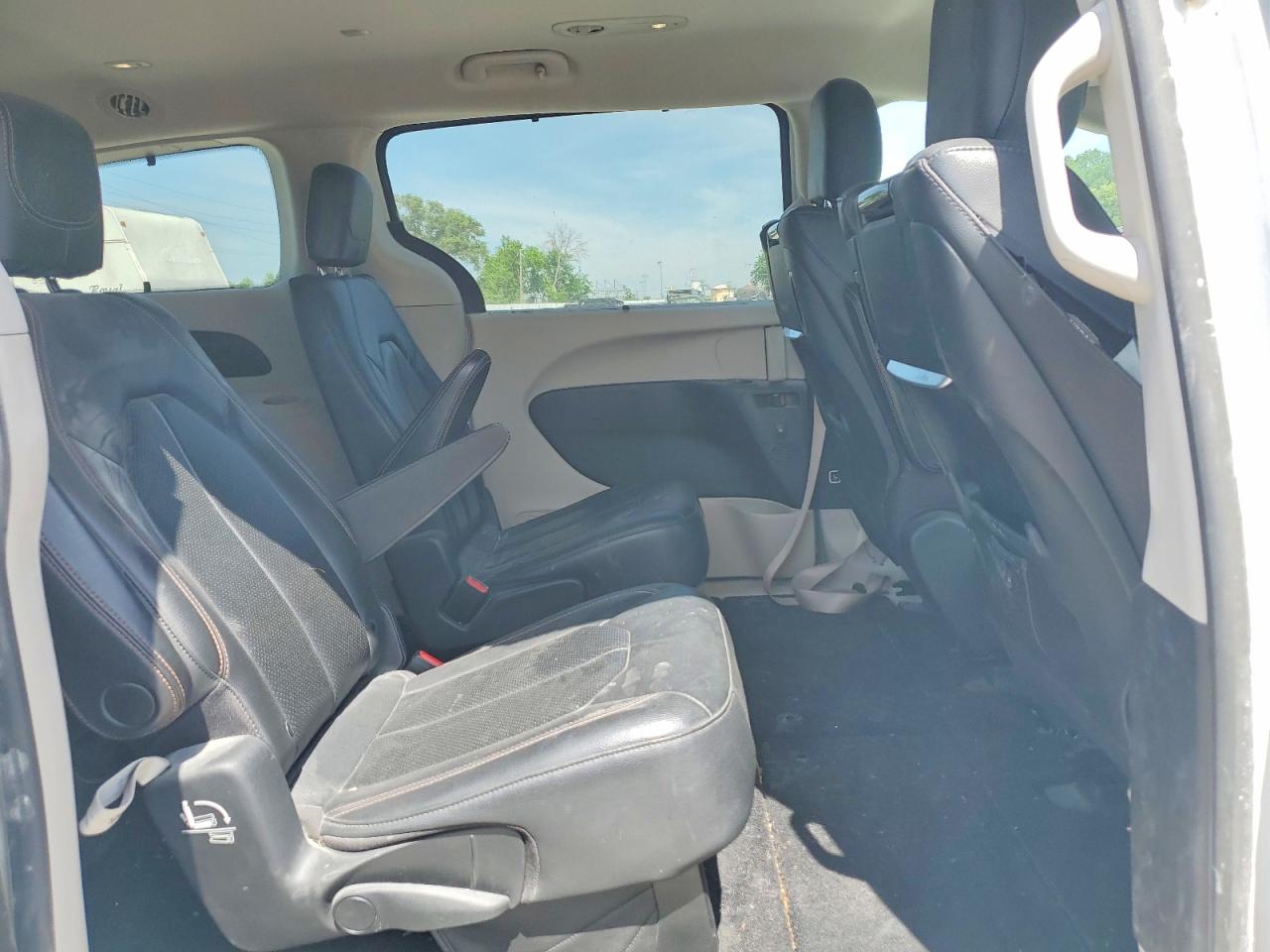 Chrysler Pacifica Touring L Plus