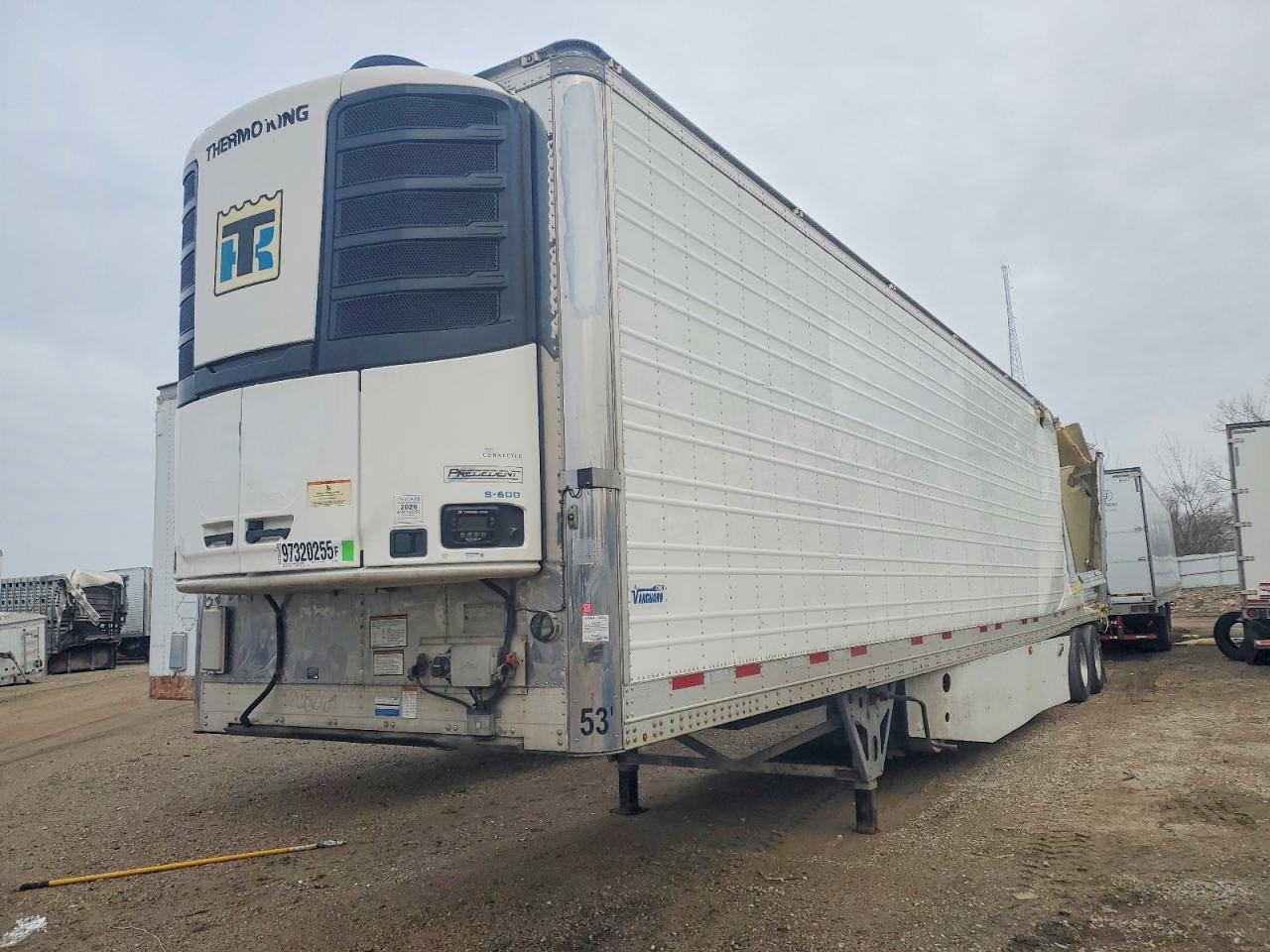 Salvage Cimc Reefer Trailer Other Image