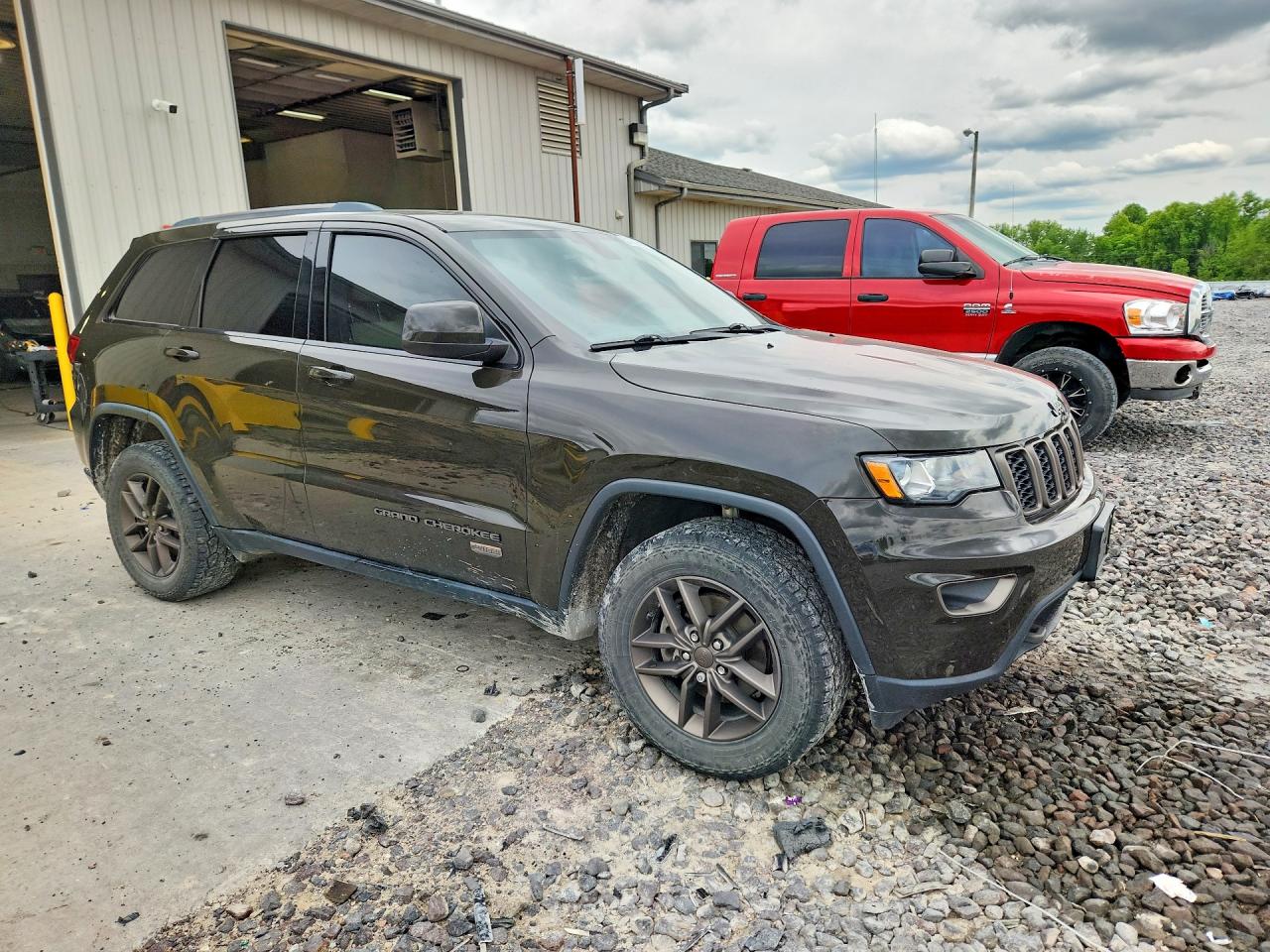 Jeep Cherokee Laredo