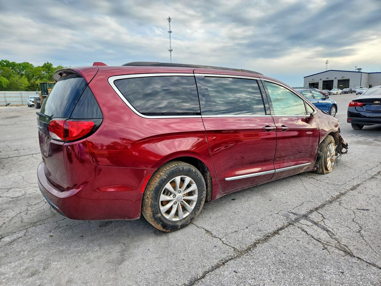 Chrysler Pacifica Touring L