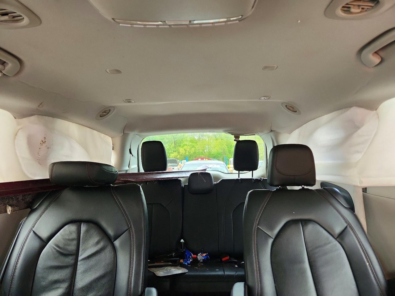 Chrysler Pacifica Touring L
