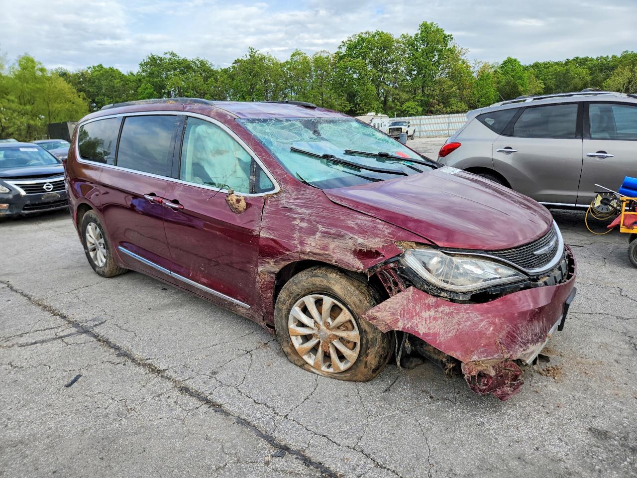 Chrysler Pacifica Touring L