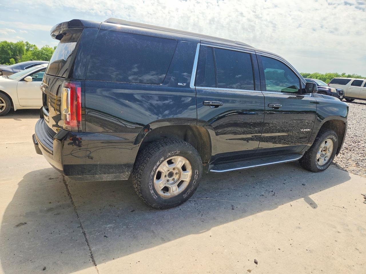 GMC Yukon Slt