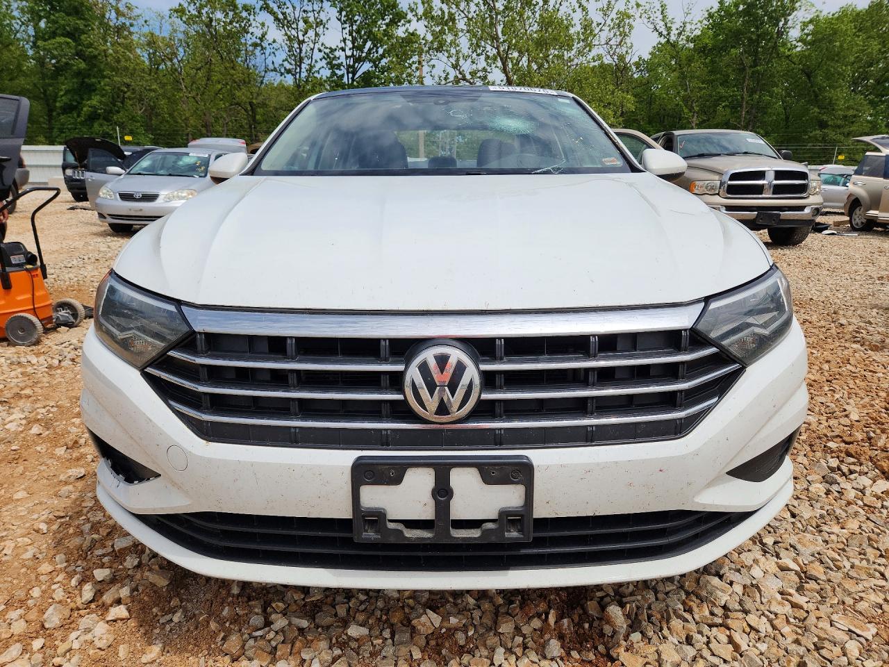 Volkswagen Jetta S