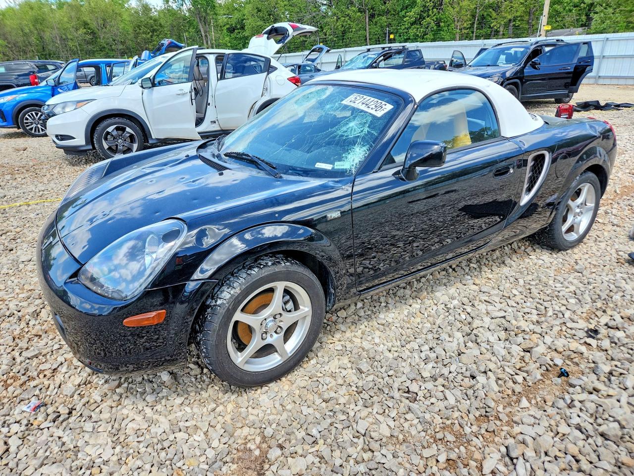 Salvage Toyota MR2 Image