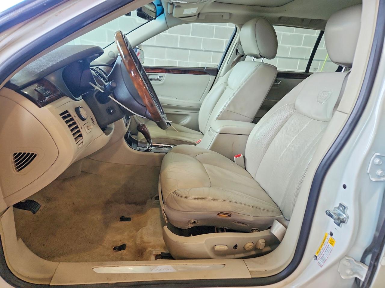 Cadillac DTS Premium Collection