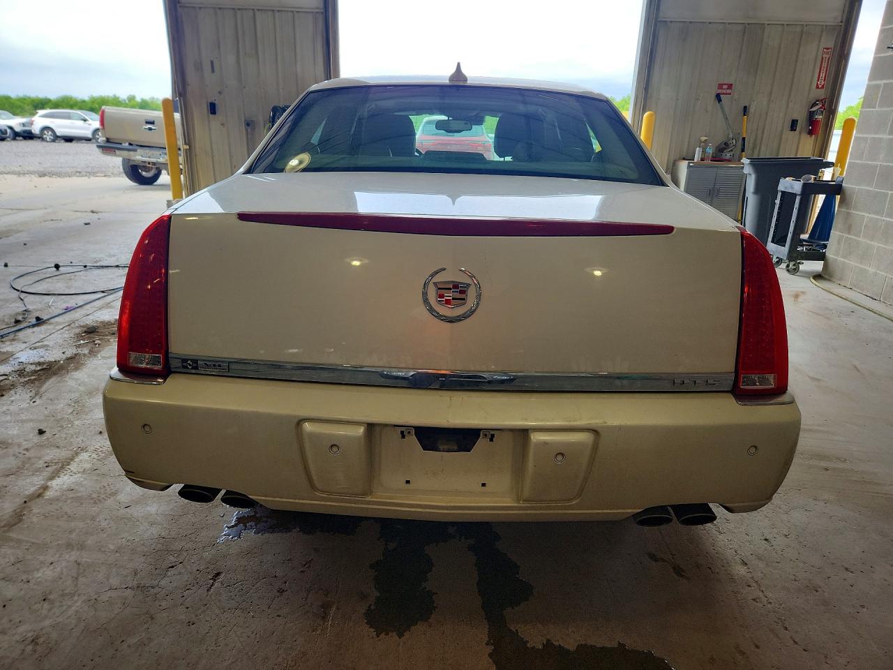 Cadillac DTS Premium Collection