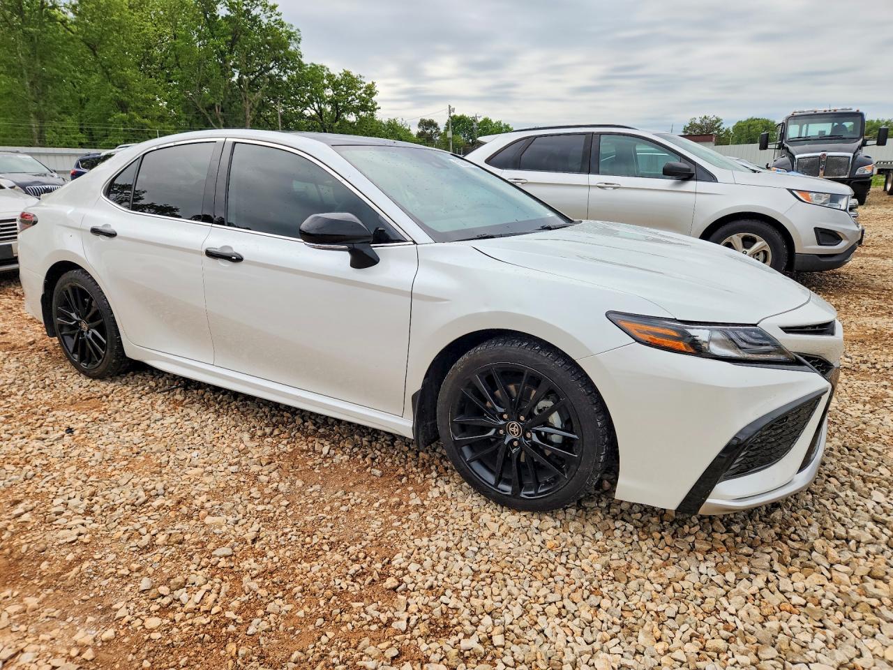 Toyota Camry Xse