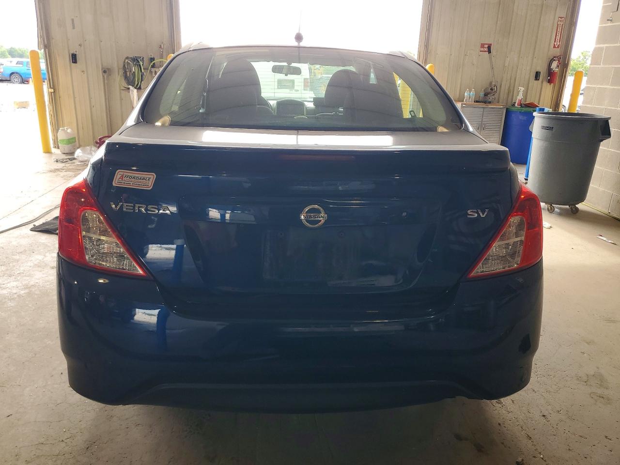 Nissan Versa Sv