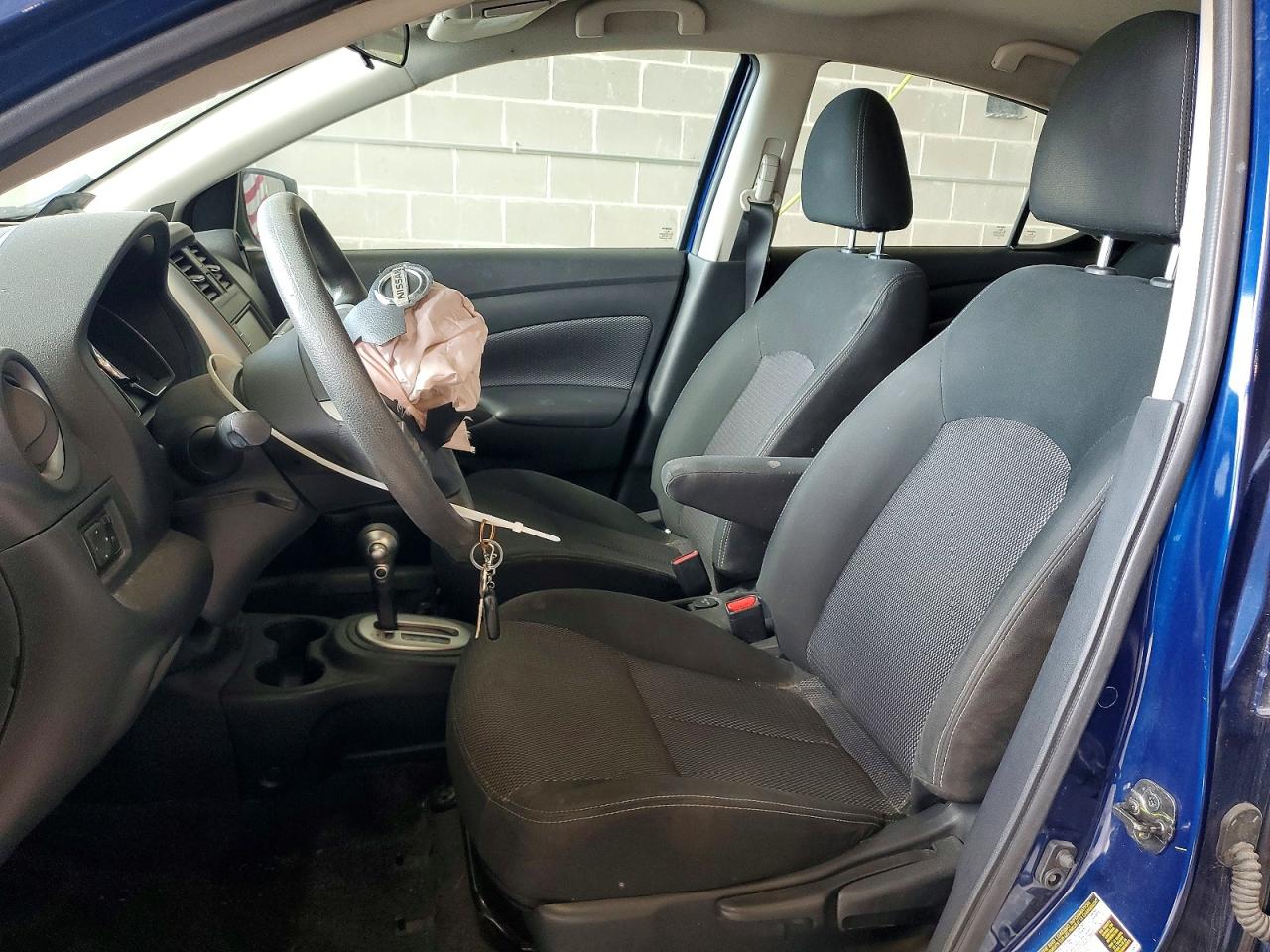 Nissan Versa Sv