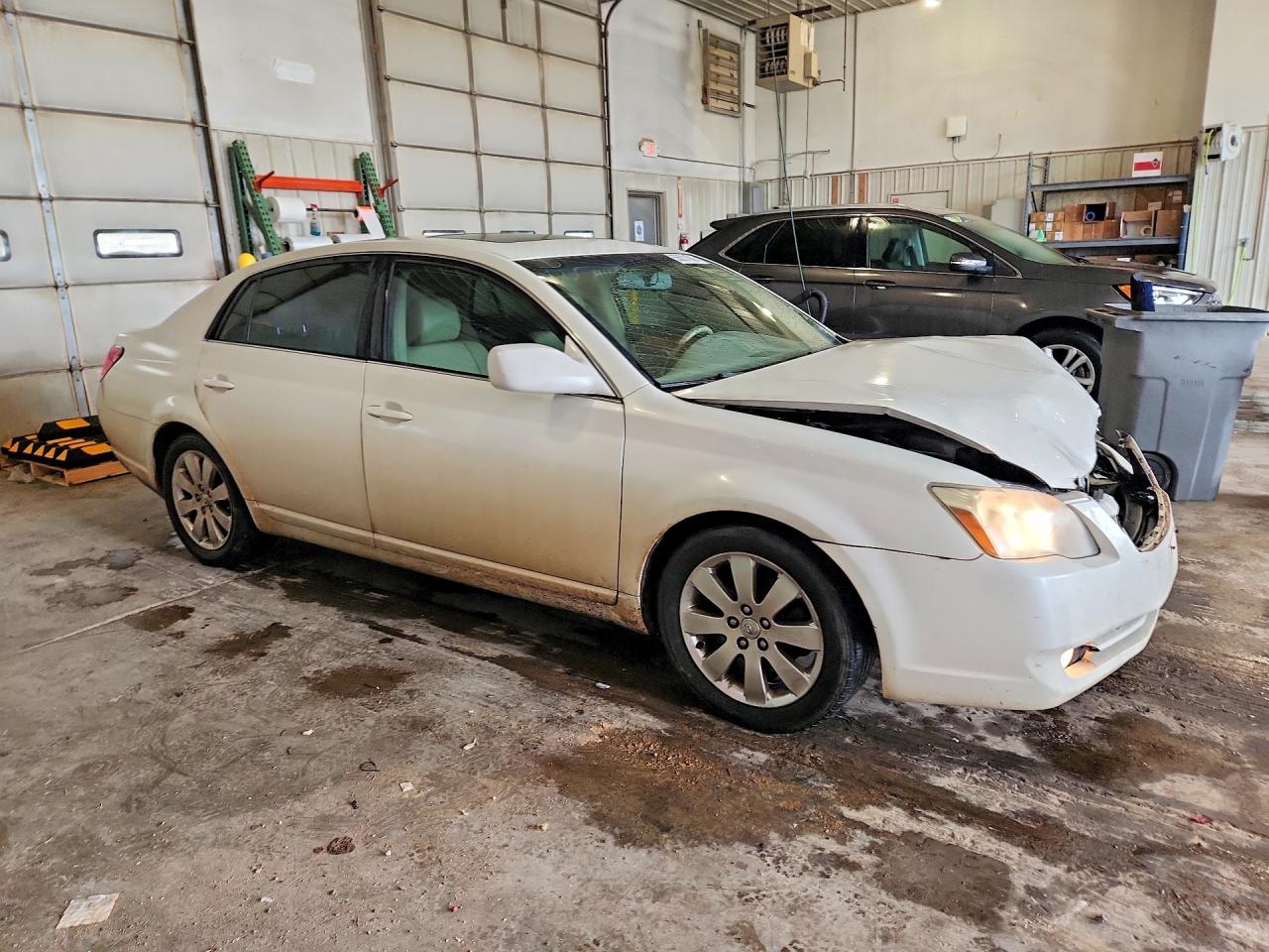 Toyota Avalon Xls