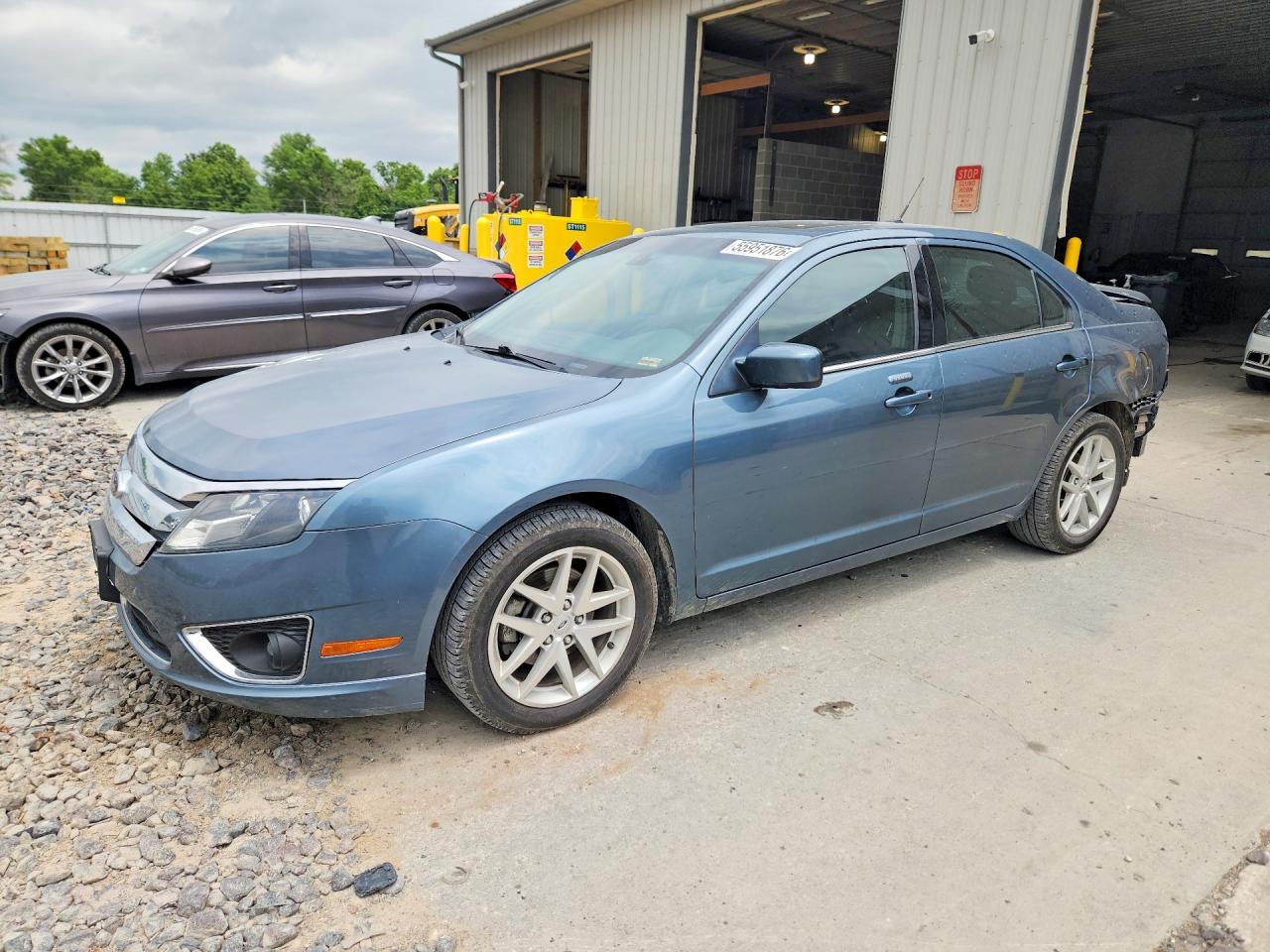 Salvage Ford Fusion Image