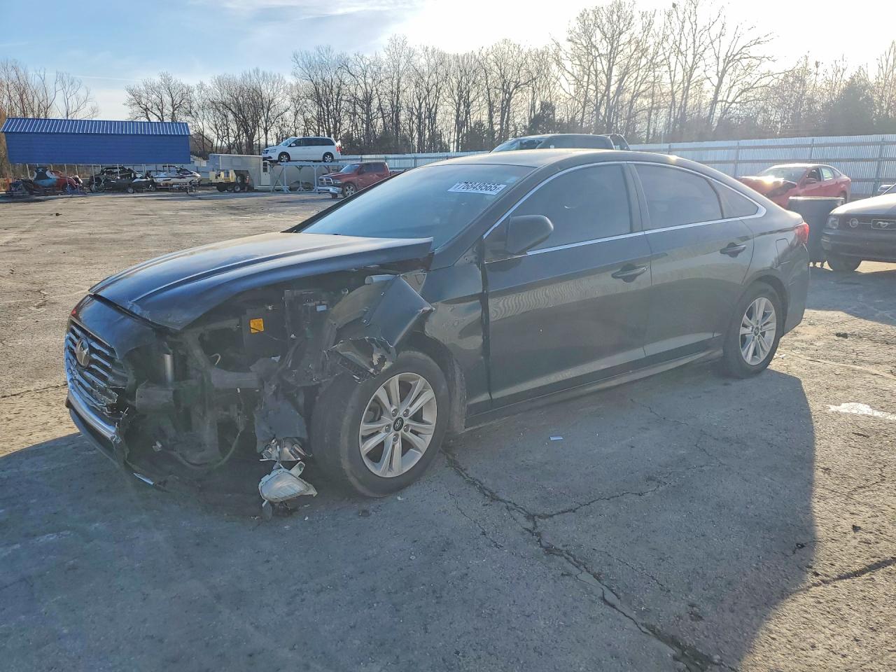 Salvage Hyundai SONATA Image