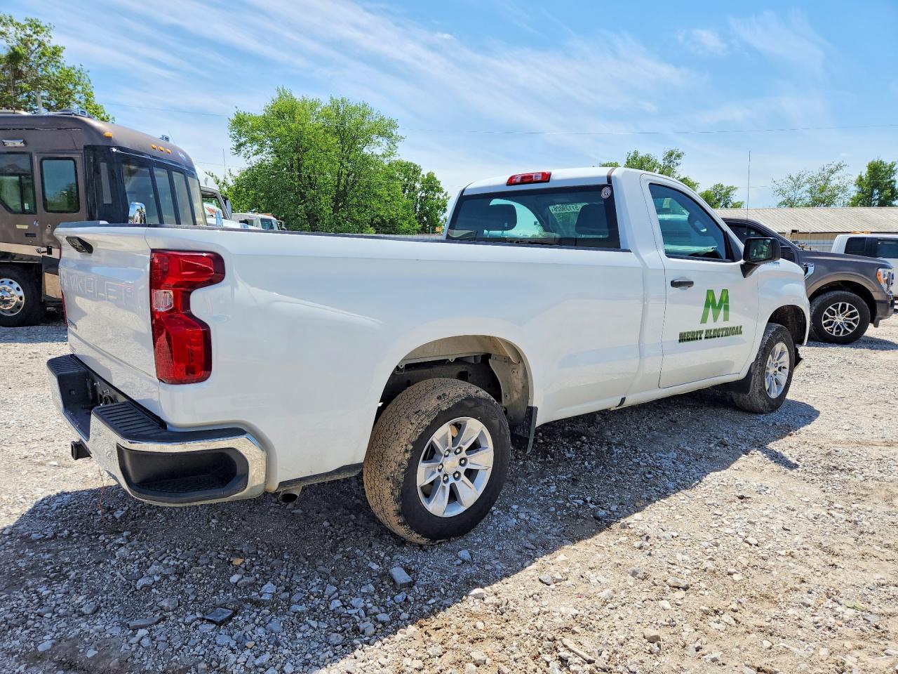 Chevrolet Silverado C1500