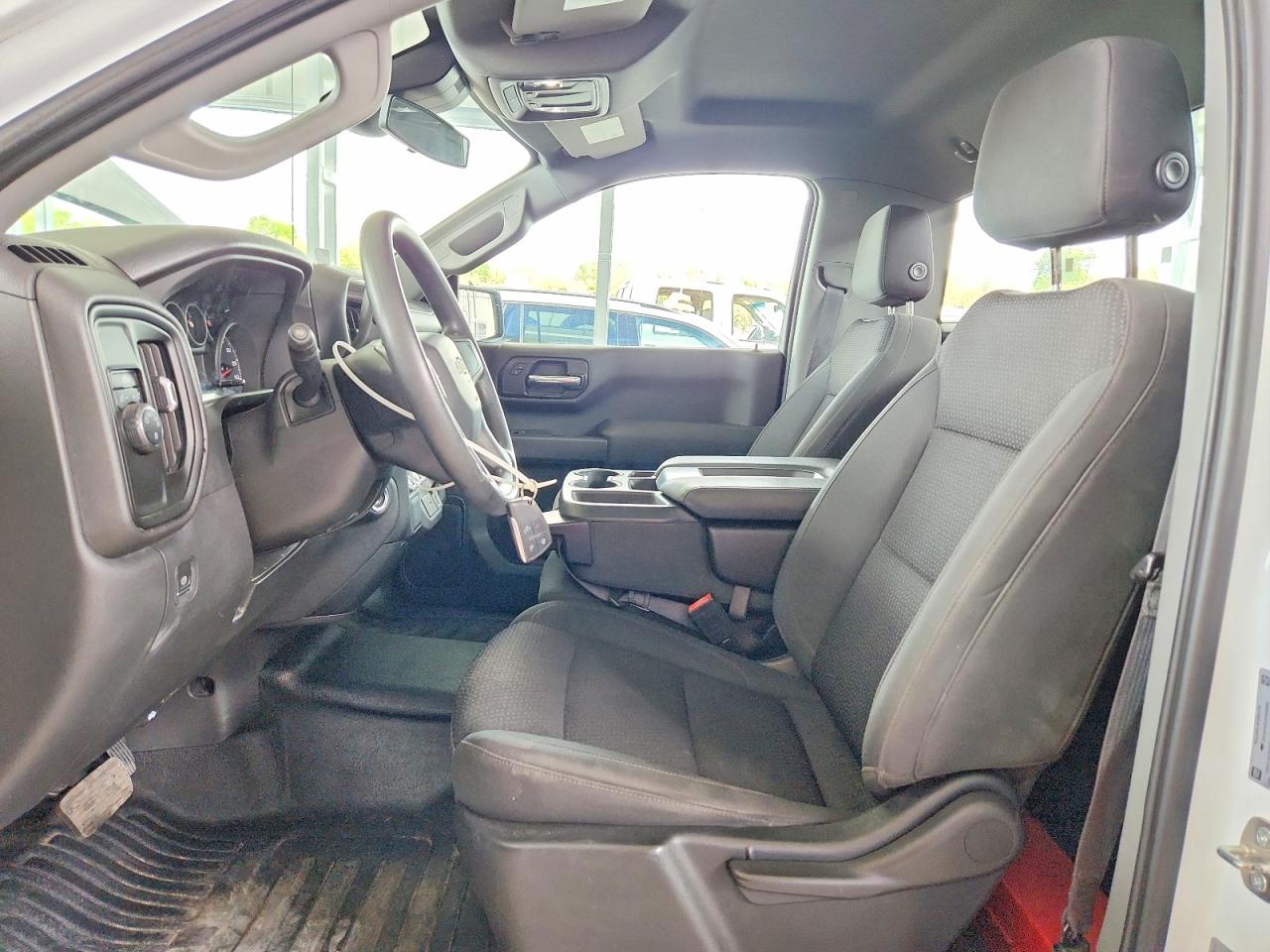 Chevrolet Silverado C1500