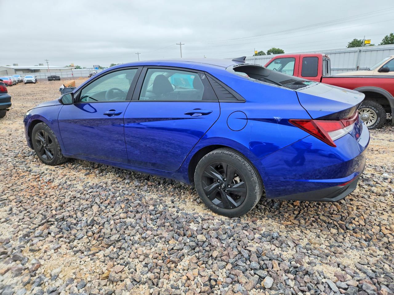 Hyundai ELANTRA Sel