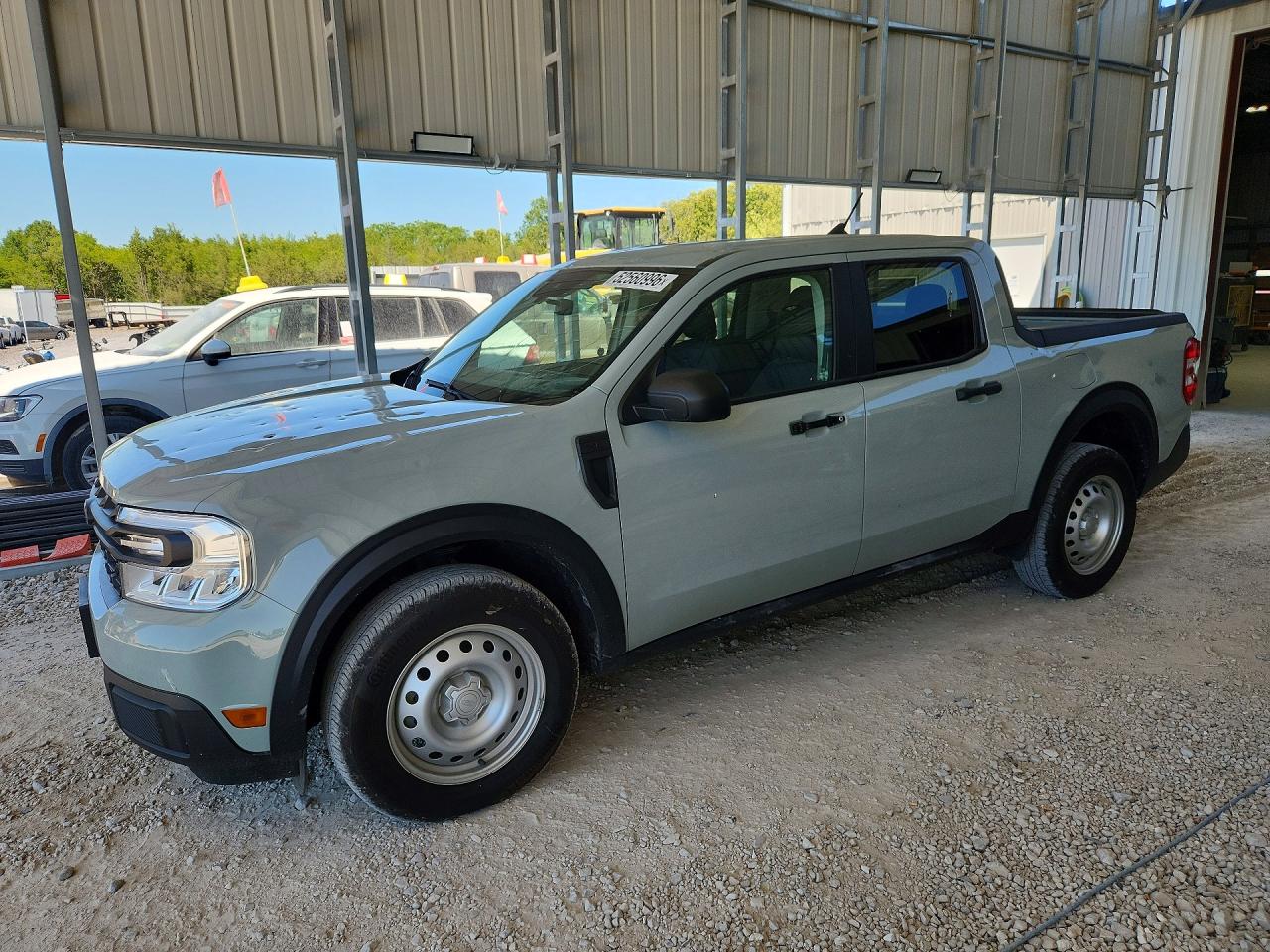 Salvage Ford Maverick Image