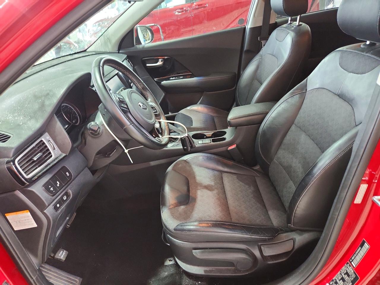 Kia Niro Ex
